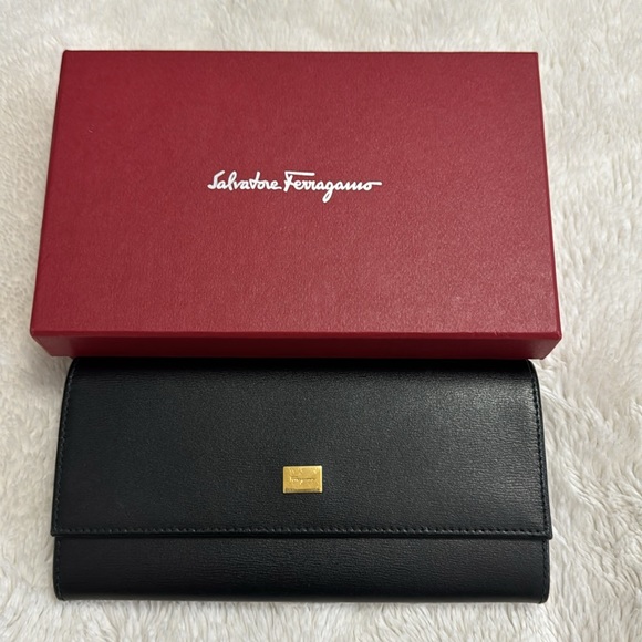SALVATORE FERRAGAMO BLACK WALLET - Picture 5 of 6